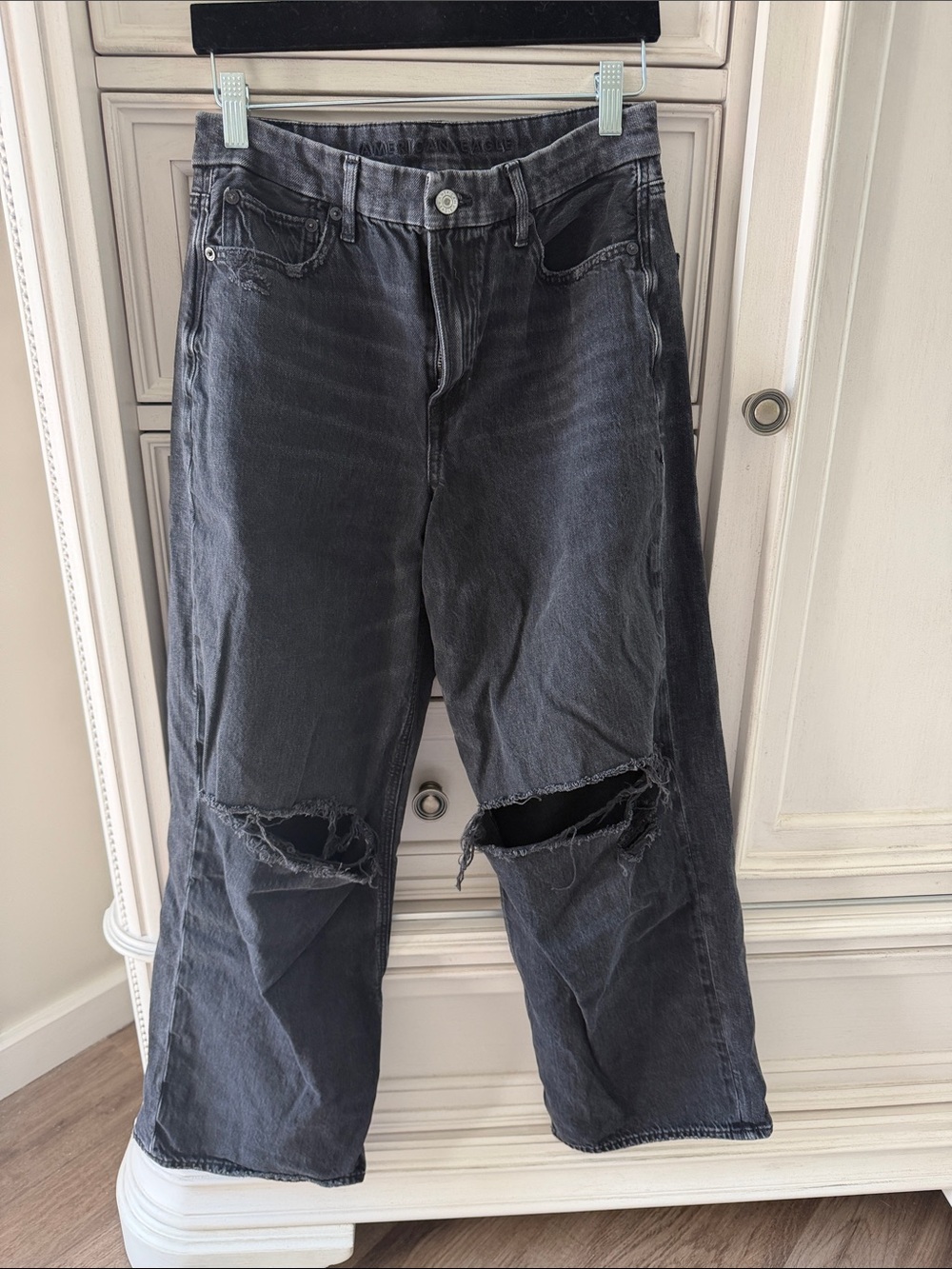 American Eagle Outfitters Black Distressed Relaxed Jeans for Men